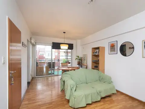 Avenida Hipólito Yrigoyen 3600
