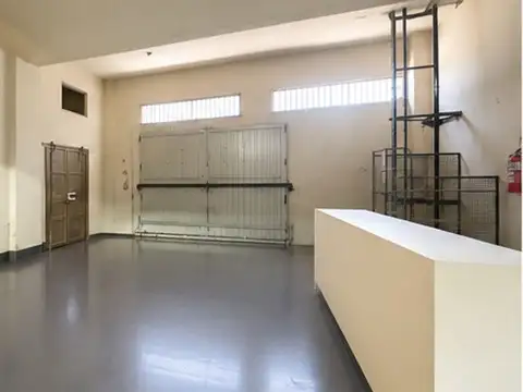 Alquiler Depósito Galpón 500m² Doble Acceso Flores