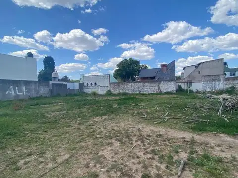 Terreno en Venta en Banfield, USD 330.000