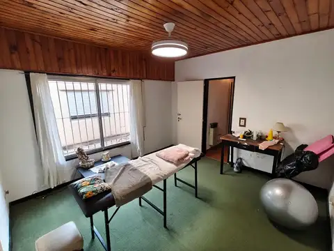 CASA EN VENTA 5 AMBIENTES CENTRO LUJAN