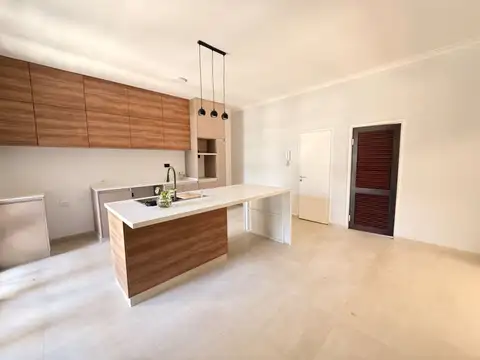 Casa en Venta en Urca, USD 279.000