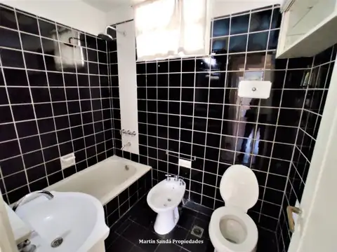 3 AMBIENTES AL FRENTE LUMINOSO EXCELENTE DEPARTAMENTO