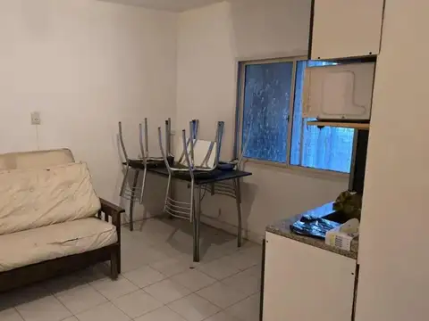 Departamento en Alquiler en Monserrat, $ 500.000