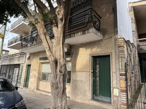 Depto Tipo Casa en Venta en Saavedra, USD 99.000