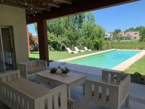 Casa en Alquiler Temporal de 3 dormitorios