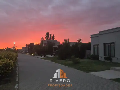 Terreno en Venta en Horizontes al Sur, USD 26.500