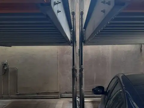 VENTA COCHERA FIJA PALERMO PARA 2 AUTOS MEDIANOS