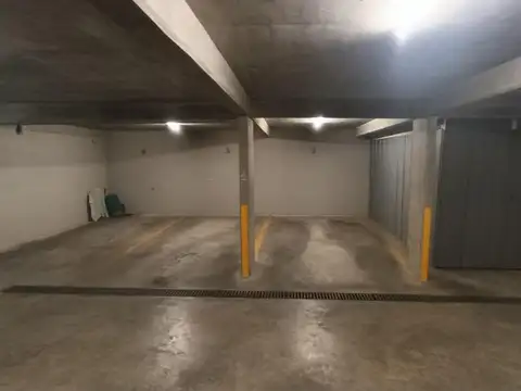 Cochera en Venta en Martín, Rosario