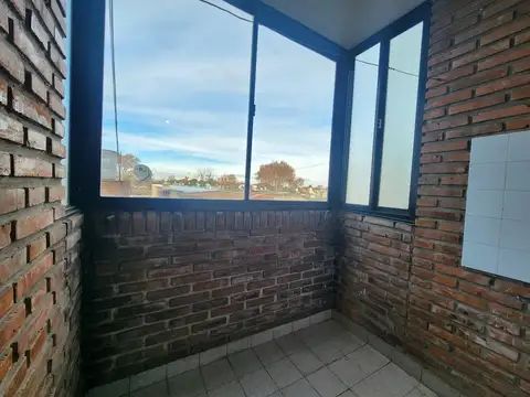 Departamento en Alquiler en Barrio España y Hospitales, $ 550.000