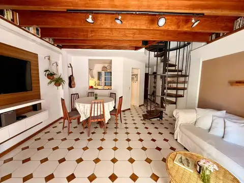 Departamento Duplex en Venta en Villa Ballester - Tres Ambientes con Cochera cubierta