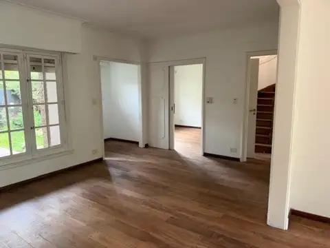 Casa 4 ambientes con 4 baños