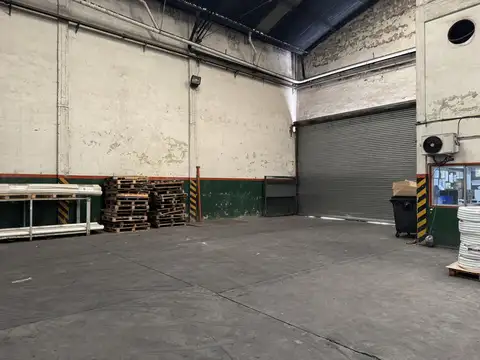 Galpon en Venta en Caseros, USD 2.650.000