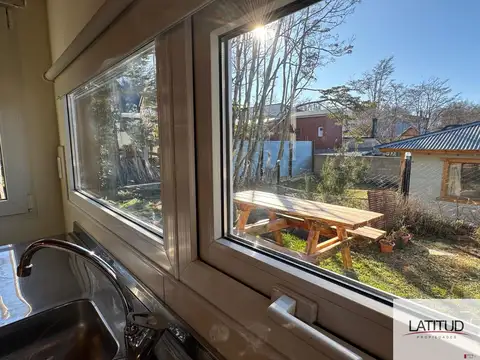 Casa 5 ambientes con 2 baños