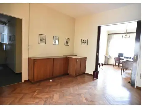 Oficina en Venta 65 años