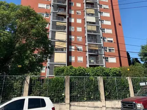 EXCELENTE Y UNICO 4 AMBIENTES EDIFICIO CON AMENETIES