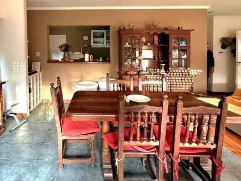 VENTA Casa Cuatro Ambientes en Lomas Altas