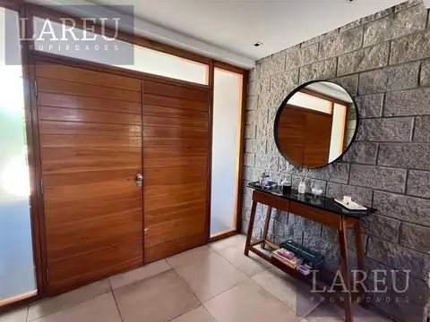 Casa en Alquiler en Las Liebres, USD 2.900