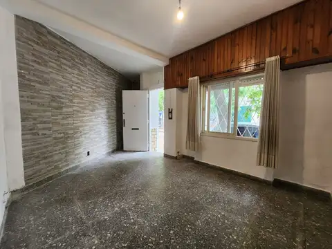 Venta PH 4 ambientes en Villa Luro con terraza