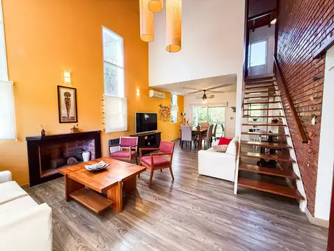 Casa en Venta al Oeste