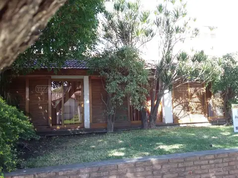 Casa en Venta en Acassuso Vías / Santa Fe, USD 495.000