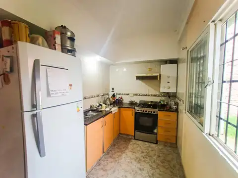 Casa 4 ambientes con 1 baño
