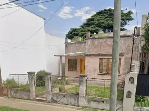 Estanislao Del Campo 1300