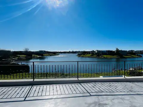 Casa en Venta en San Sebastian Area 5