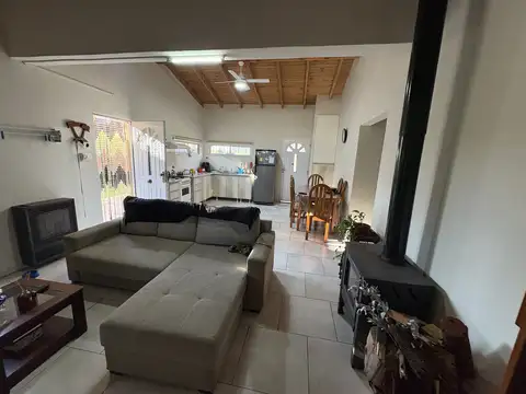 ALQUILA  -  Casa 2 dormitorios  -  Barrio Los Pioneros