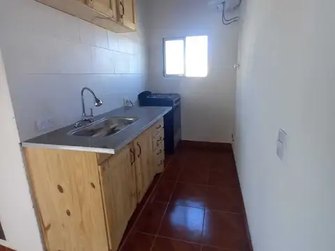 Casa 2 ambientes con 1 baño