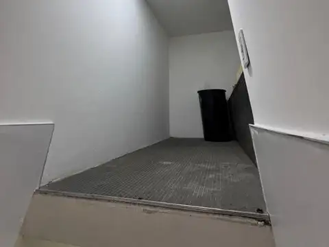 Local en Venta en Plaza Mitre, USD 380.000