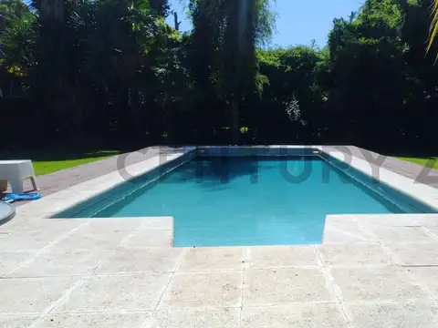 407 y 24 2200, Piso 0
