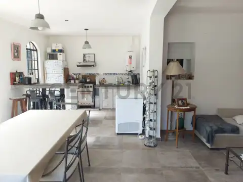 Casa en Venta en Villa Elisa, USD 300.000
