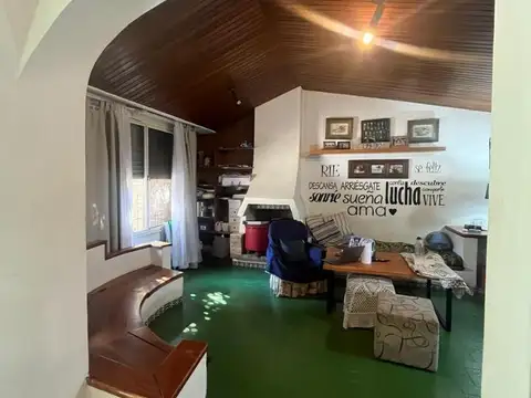 Casa en Venta en Temperley, USD 229.000