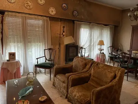 Casa 4 ambientes con 4 baños