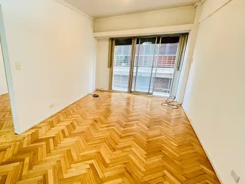 "EXCELENTE UBICACION" PSJE. EL MAESTRO 5, DEPTO. 2 AMB C/BALCON AL FRENTE