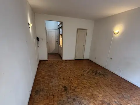 Agüero 2100, Piso 2