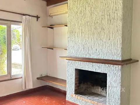 Casa en Venta con 4 cocheras