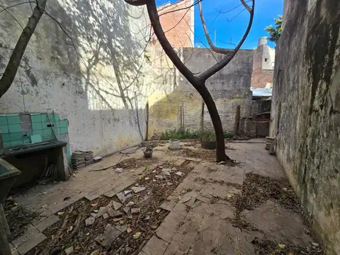 Local sobre Avenida + Vivienda