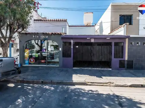 Casa venta con local macrocentro apta credito