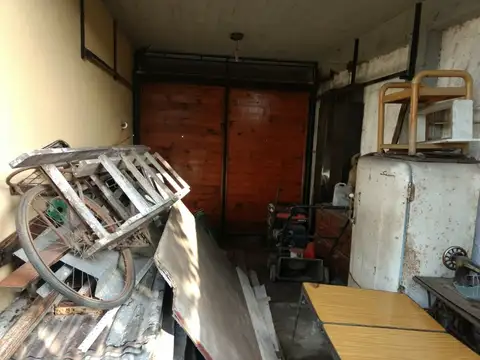 Av Nuestras Malvinas 1500