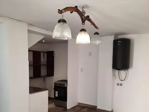 Depto Tipo Casa en Alquiler 14 años