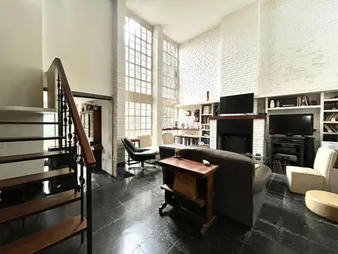 Casa en Barrio de Olivos increible