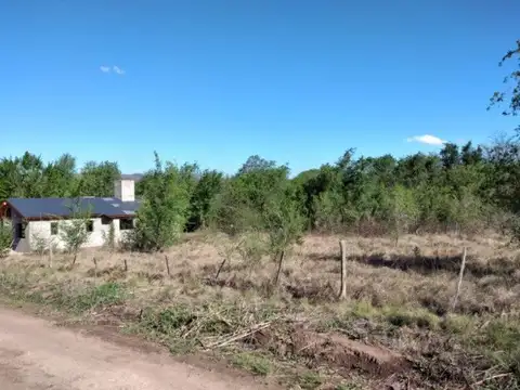 Terreno de 510m2 a mts del río Los Reartes
