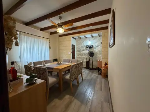 Depto Tipo Casa en Venta de 3 ambientes
