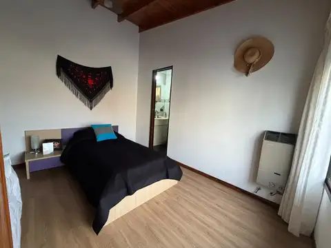 Depto Tipo Casa en Venta 50 años