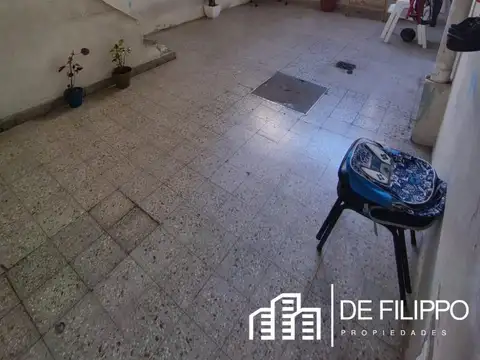 Depto Tipo Casa en Venta de 3 ambientes