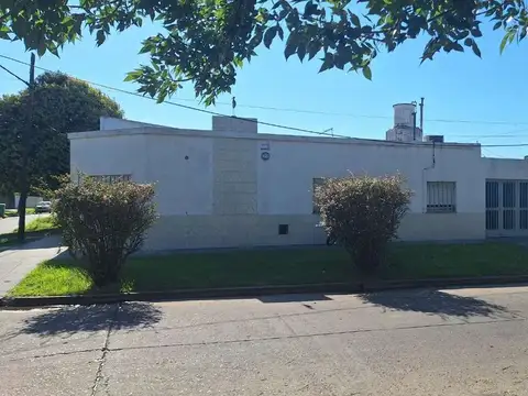 CASA EN VENTA EN PERGAMINO