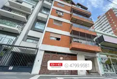 Av Maipu 3700 entre Debenedetti y Carlos Gardel