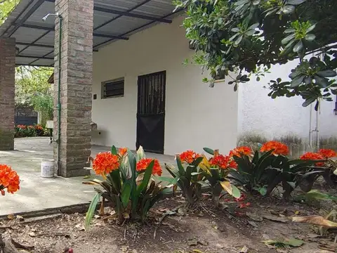 Casa 3 ambientes con 1 baño