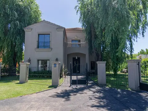 Casa en Venta en Villa Rosa, USD 295.000